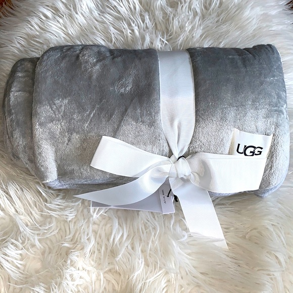 UGG Bedding Ugg Seal Duffield Throw Poshmark